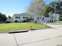 Building Photo - 4000 Inwood Dr