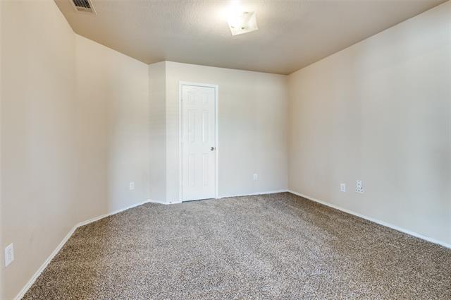 Building Photo - 1500 Yellowbird Ct