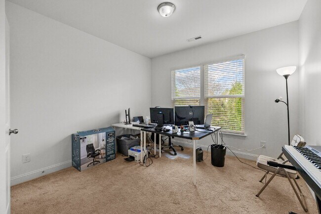 Building Photo - 308 Jude Ln