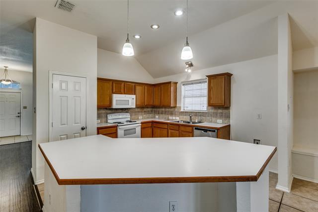 Building Photo - 3113 Longleaf Dr