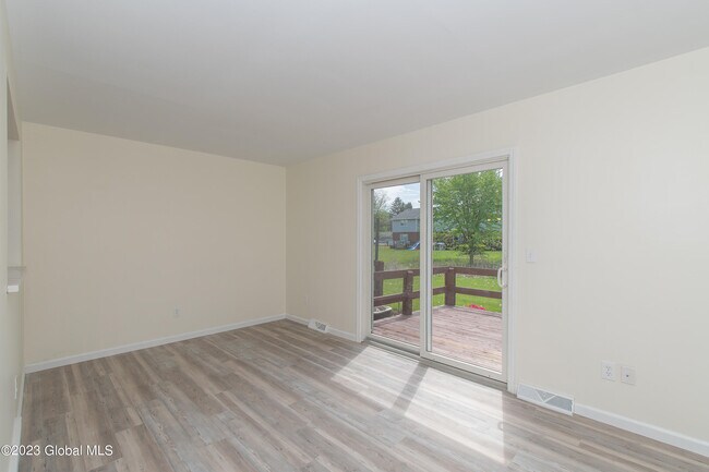 Building Photo - 276 Old Loudon Rd