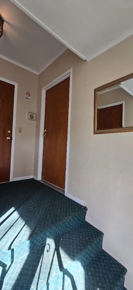 Building Photo - 317 2nd St