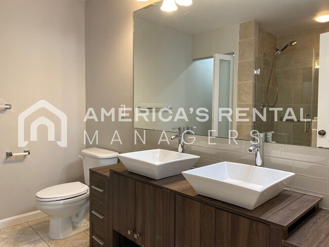 Building Photo - Townhome for Rent in Bessemer!  View with 48 Hours Notice!