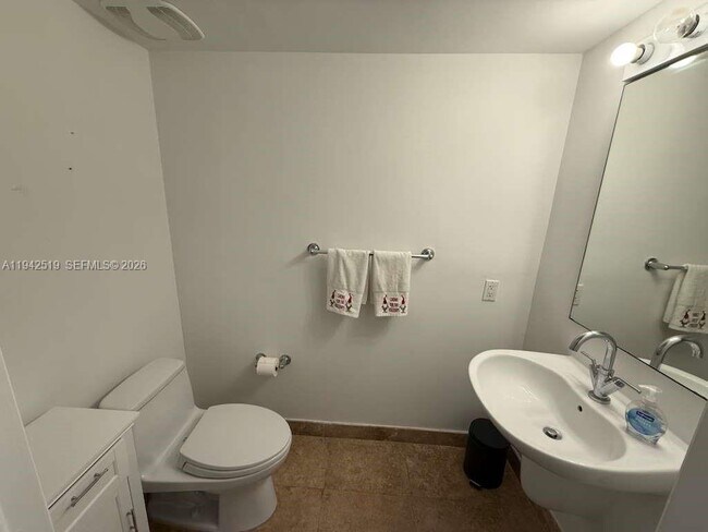 Building Photo - 41 SE 5th St