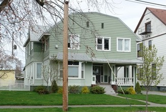 Building Photo - Lewis Apartments