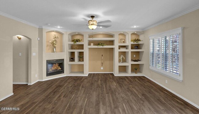 Building Photo - 7311 Corona Del Sol Dr