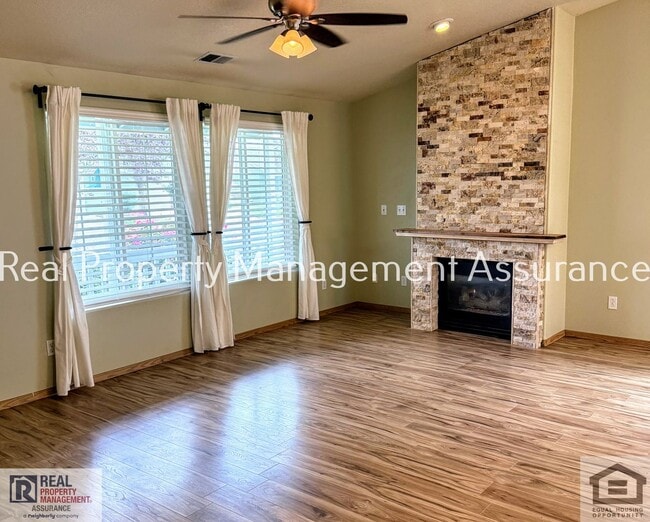 Building Photo - 2383 SE 61st Ln