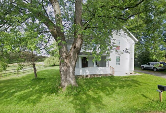 Primary Photo - 767 Manitou Rd
