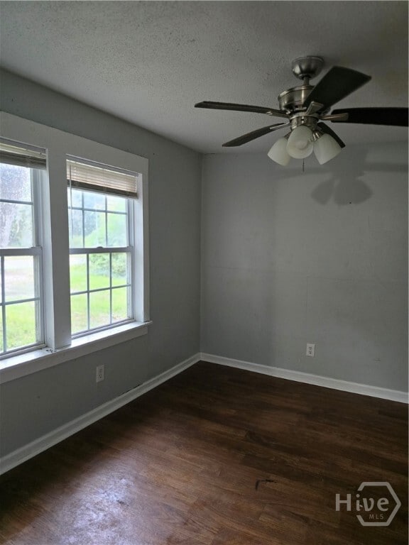 Building Photo - 14107 Coffee Bluff Rd