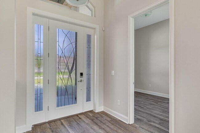 Building Photo - 5 Eastvue Pl
