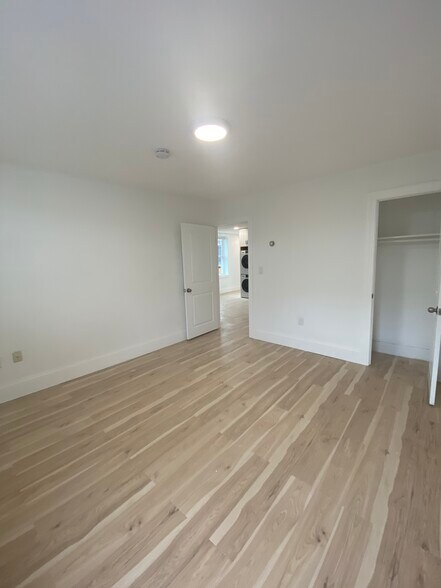 Building Photo - 108 Orleans St