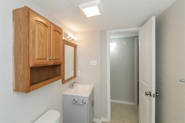 Building Photo - 5640 Cherilee Ln