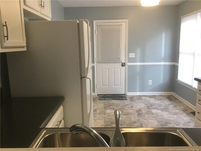 Building Photo - 6793 Candlewood Dr