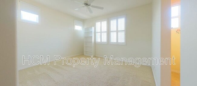 Building Photo - 2736 Cabrillo Ave