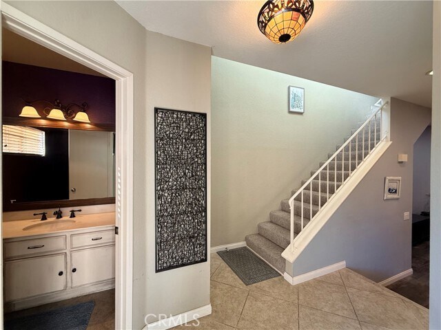 Building Photo - 24337 Val Verde Ct