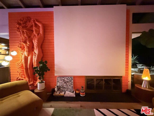 Building Photo - 3056 Corda Dr