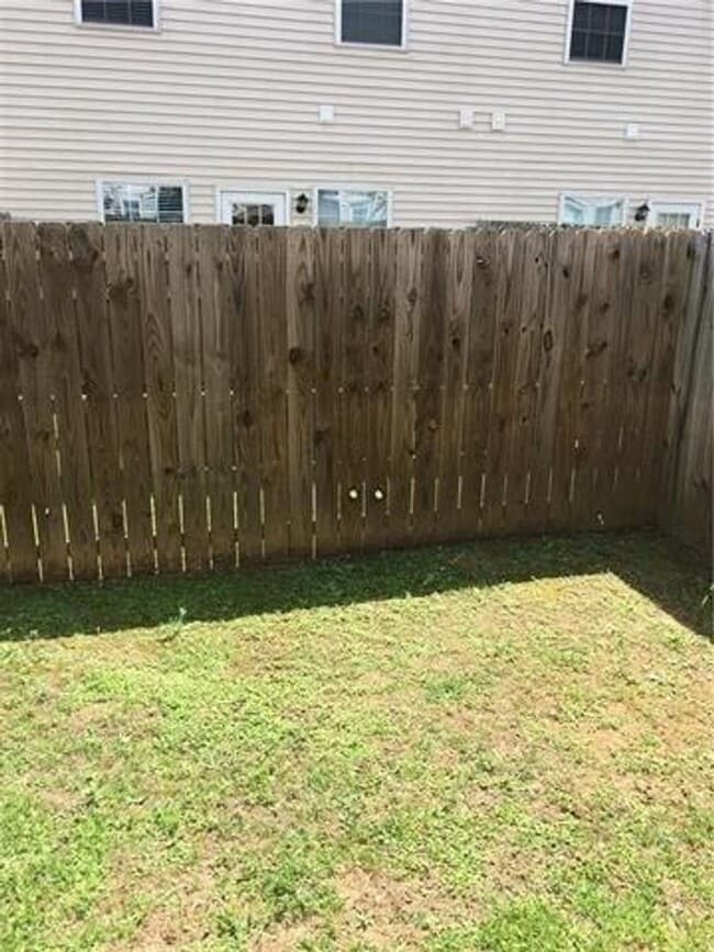 Building Photo - 103 Covington Meadow Cir