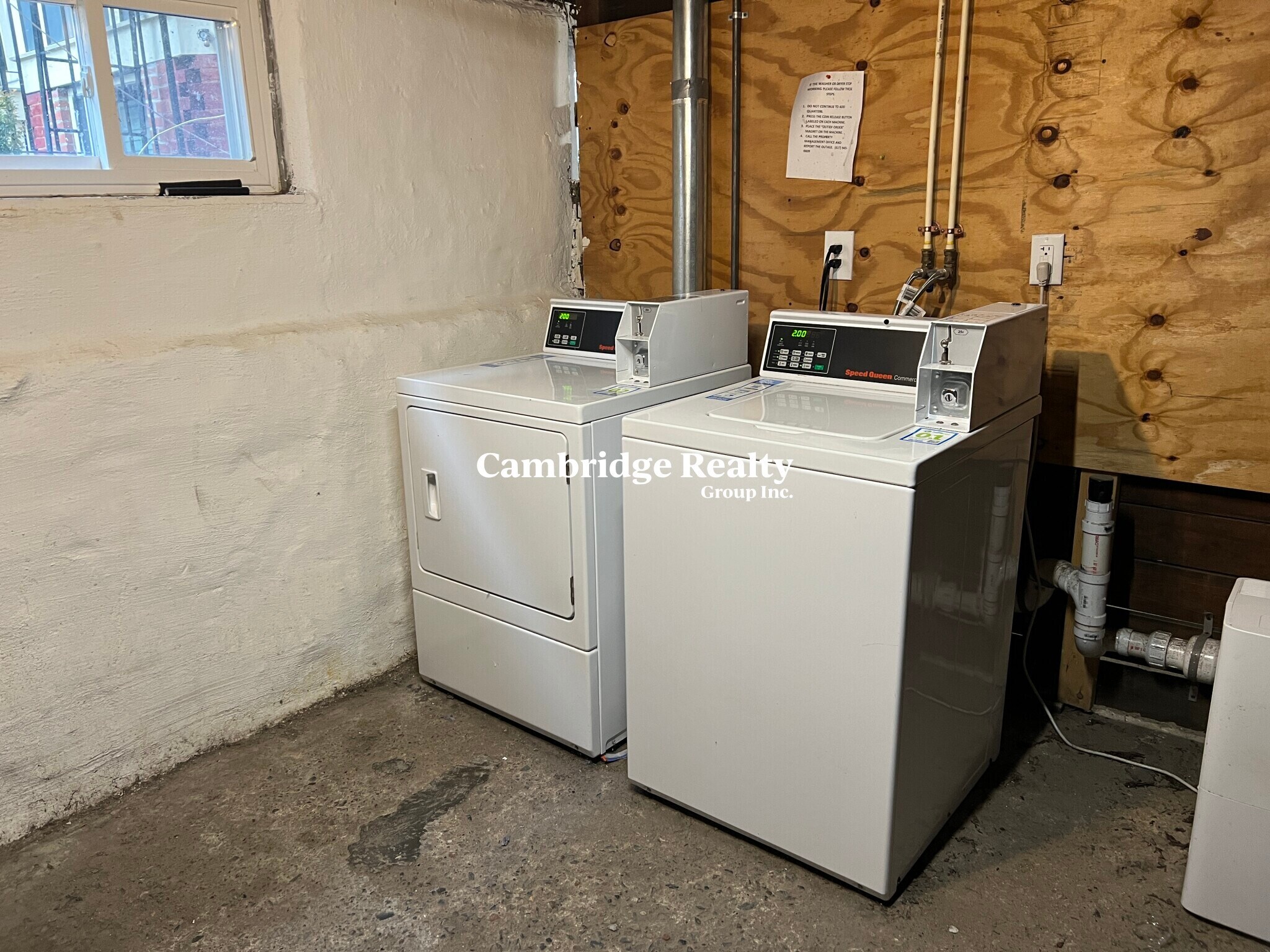 Building Photo - 107 Columbia St