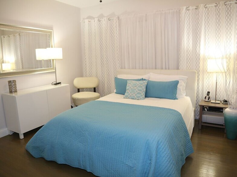 Bedroom 1 - 1535 Jackson St
