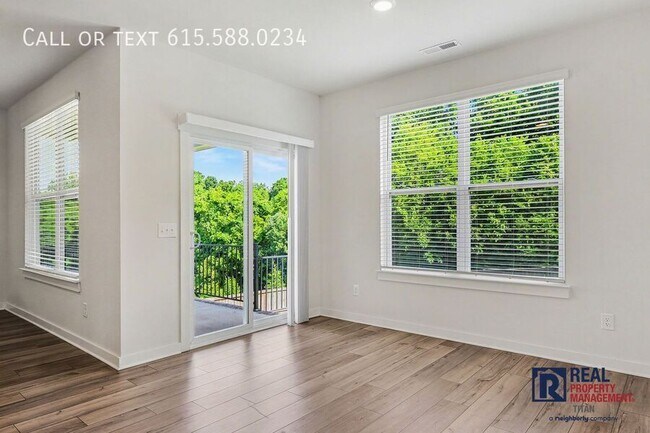 Building Photo - 1029 Ewell Farm Dr