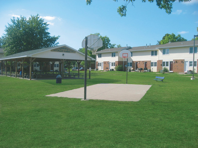 Building Photo - Cedar Valley Townhouses