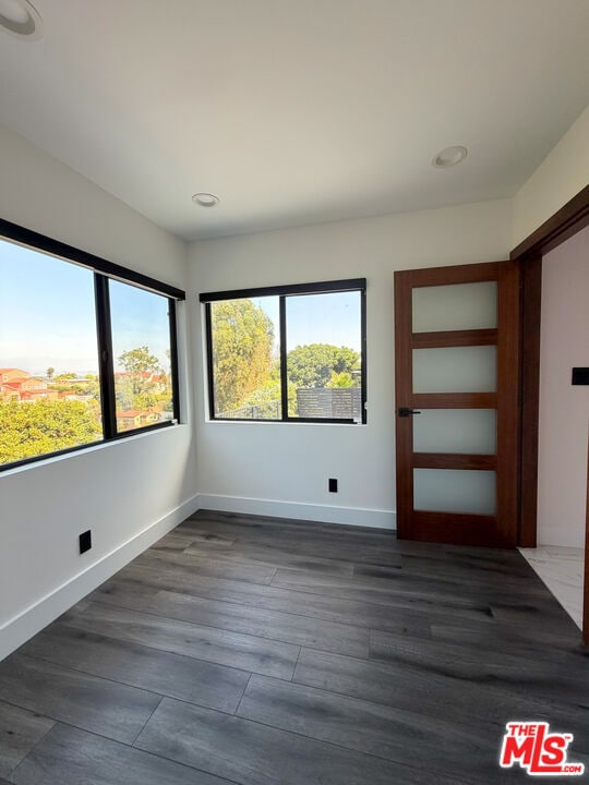 Building Photo - 3845 Olympiad Dr