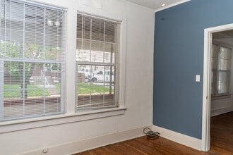 Building Photo - 1105 Hamilton Way