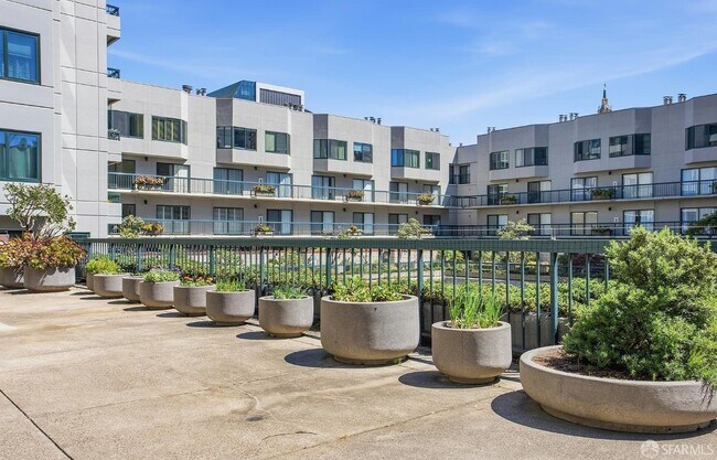 Building Photo - 601 Van Ness Ave