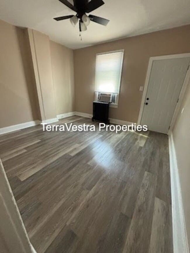 Building Photo - Single Family in Gloucester City! Eligible for $500 Security Deposit.