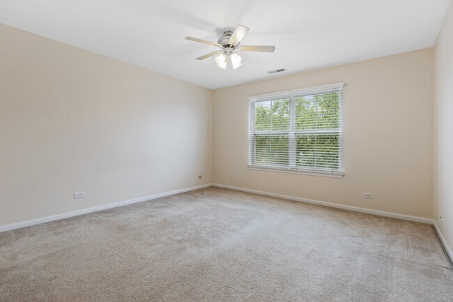 Building Photo - 106 Rosehall Dr