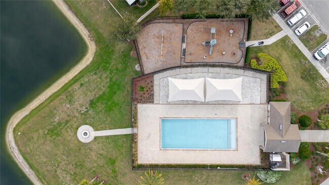 Building Photo - 304 Cascade Bend Dr