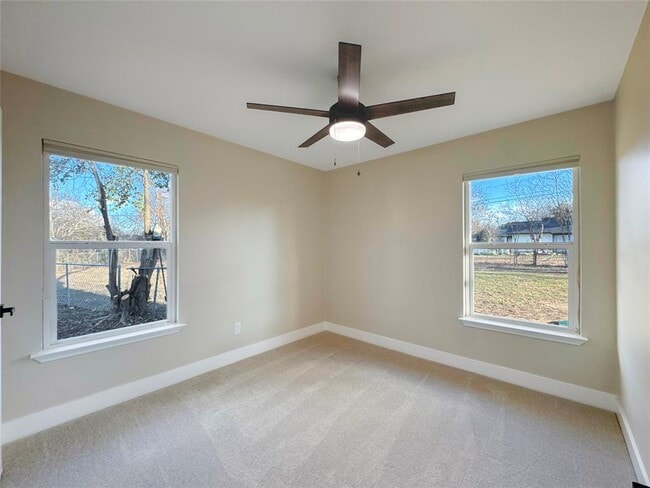 Building Photo - 1502 Glen Burnie Dr