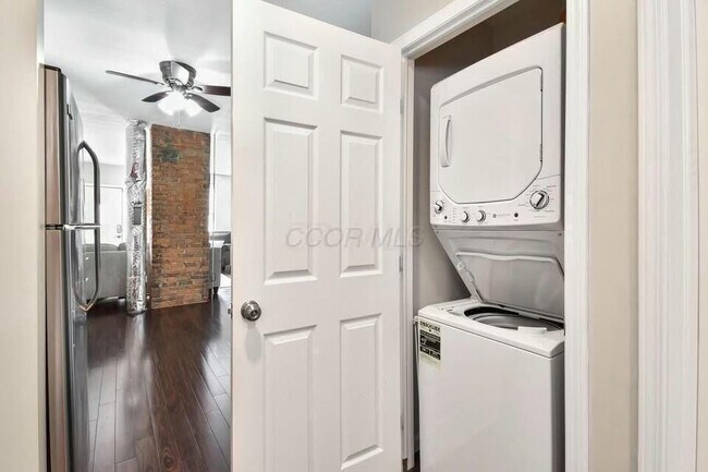 Building Photo - 508 Jackson St