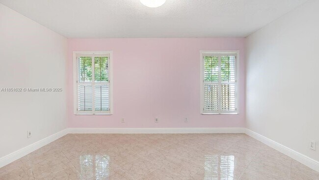 Building Photo - 2957 Quail Run Ln