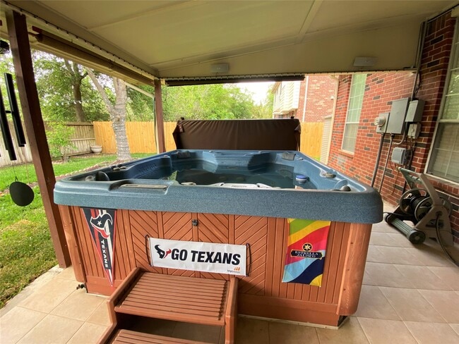 Building Photo - 6918 Springcrest Ct