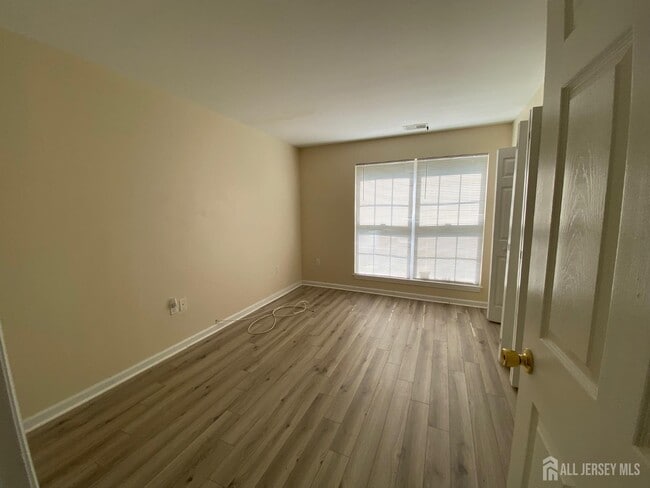 Building Photo - 50 Fisher Dr