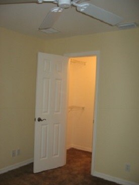 Building Photo - 2271 Grove Dr