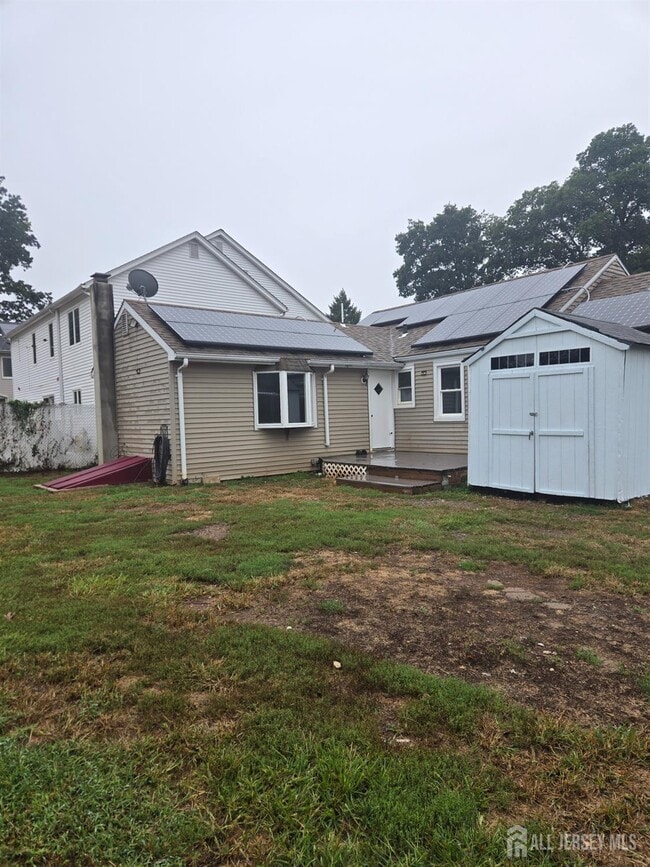 Building Photo - 107 E Cliff Rd