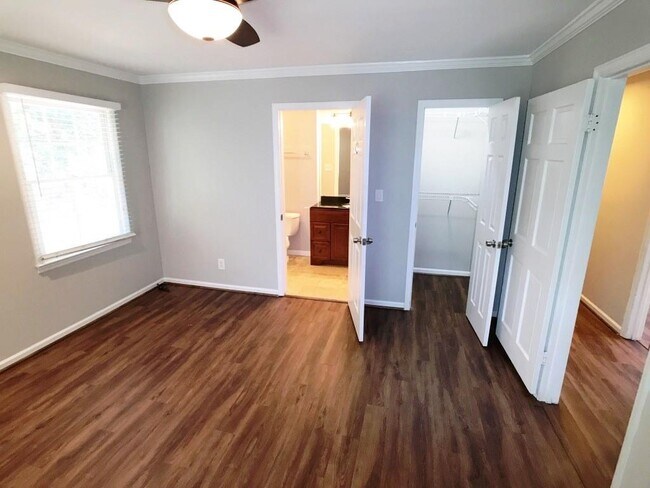 Building Photo - 4297 Blackland Way