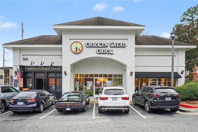 Building Photo - 3813 Paces Ferry W