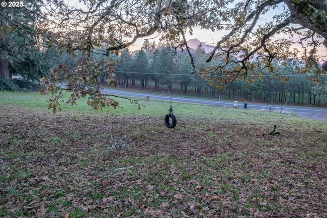 Building Photo - 3bedroom 2bath House