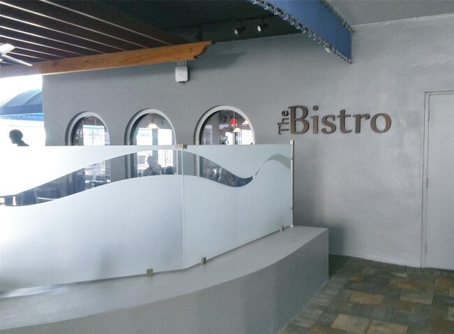 Building Photo - 307 Saxony Dr