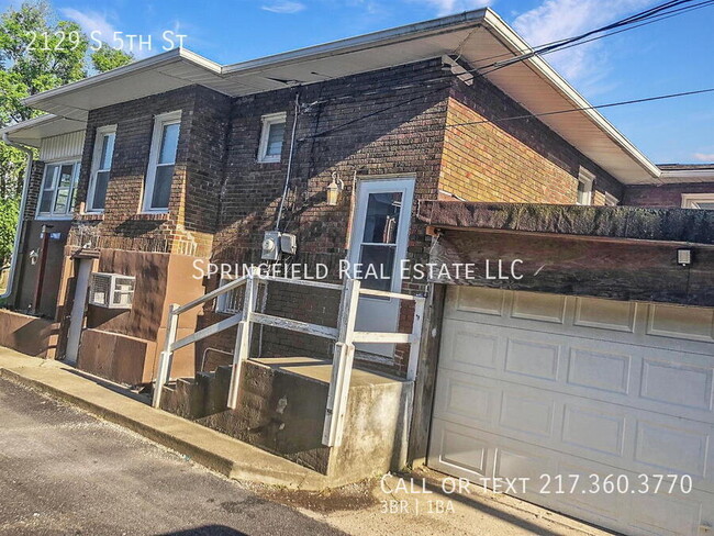 Building Photo - 2129 S 5th St