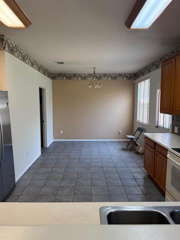 Building Photo - 3104 Deleon Dr