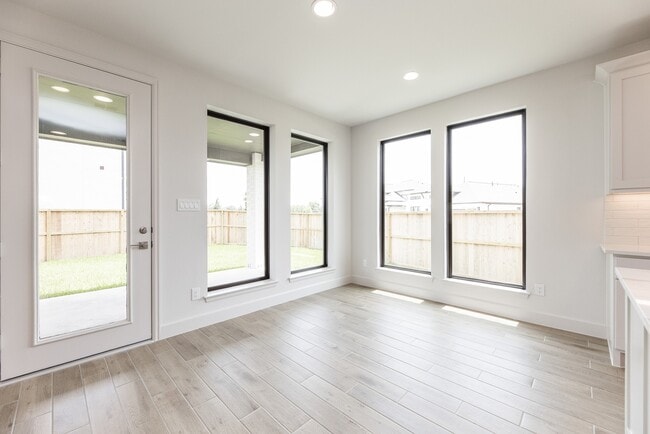 Building Photo - 10902 Overlook Pt Dr