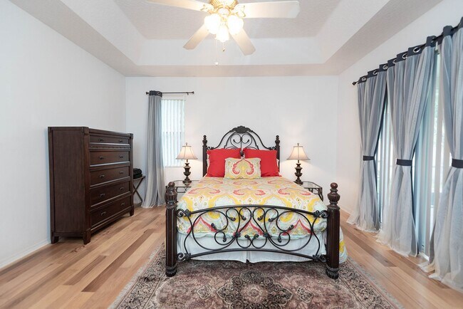 Building Photo - Beautiful Home in Satellite Beach including Lawncare and Community Pool