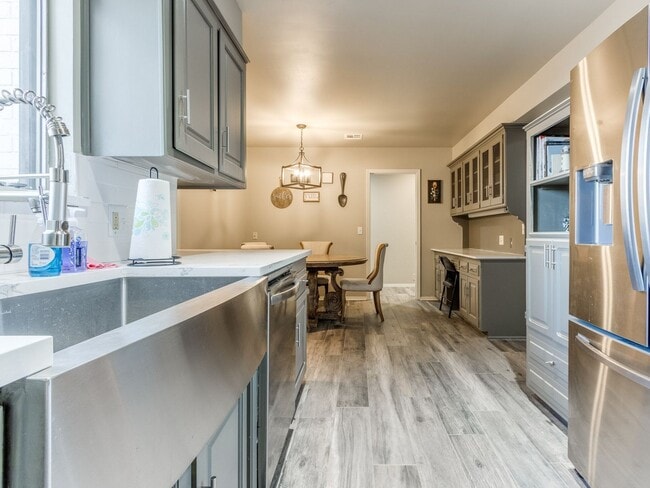 Building Photo - Mid-Term Rental in Glenbrook Addition, Nic...