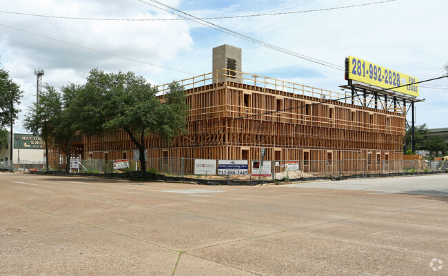 Building Photo - Temenos Place Apartments II