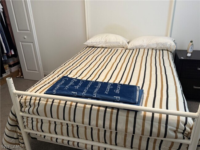 Building Photo - 5483 Cameron Dr