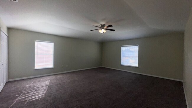 Building Photo - 4/3.5 home located at Randa Ridge!!!